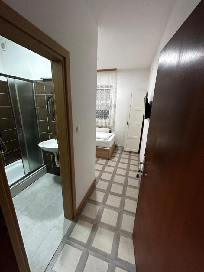 Sobe Zimmer Frei Pozega Ngoại thất bức ảnh