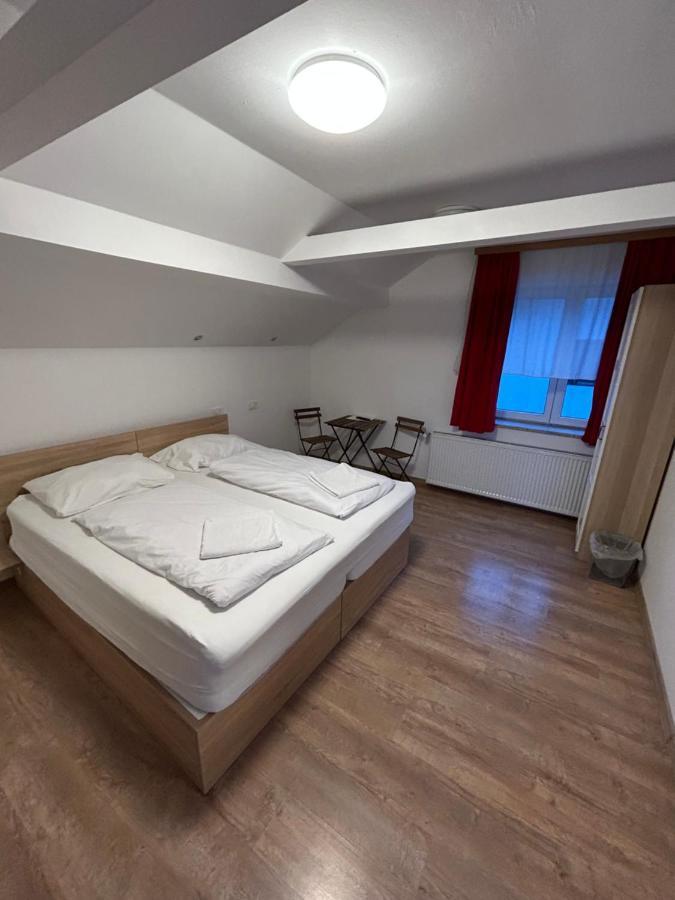 Sobe Zimmer Frei Pozega Ngoại thất bức ảnh