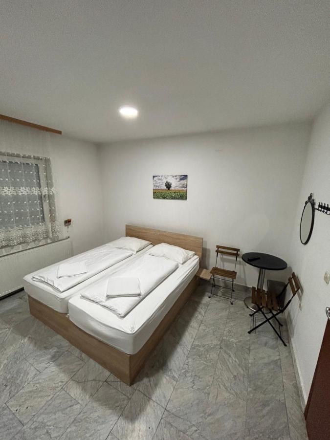 Sobe Zimmer Frei Pozega Ngoại thất bức ảnh
