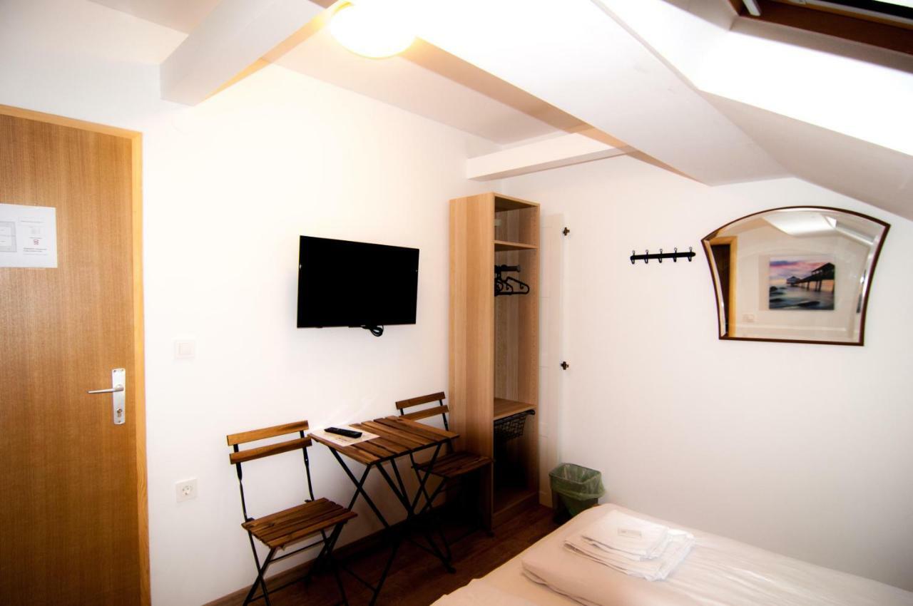 Sobe Zimmer Frei Pozega Ngoại thất bức ảnh